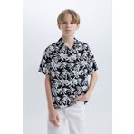 DeFacto Erkek Çocuk Oversize Geniş Kalıp Polo Yaka Desenli Kısa Kollu Gömlek E2969A825SM