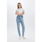 DeFacto Lina Mom Fit Yırtık Detaylı Yüksek Bel Bilek Boy Jean Yıkamalı Pantolon C2384AX24SM - İndigo-NM85