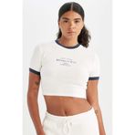 DeFacto NBA Brooklyn Nets Cropped Fit Bisiklet Yaka Kısa Kollu Tişört C8102AX24AU