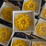 Dekor Çarşısı 15 Adet Kraft Kutulu Lotus Çiçeği Mum, Hediyelik, Nişan, Düğün, Sünnet, Söz, Kına, Doğum Günü - Sarı