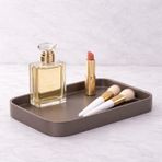 Dekoratif Dikdörtgen Tepsi 22x15 cm – Banyo Organizer, Sabunluk ve Kozmetik Düzenleyici, Tezgah Üstü Mini Organizer (Taupe)