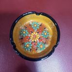 Dekoratif Küllük, Sarı ve Siyah, El Yapımı Çiçek Desenli Seramik, 8 cm Çap, 3 cm Yükseklik, 1 Adet