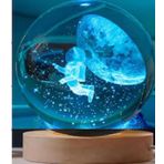 Dekoratif Uçan ASTRONOT Tasarımlı Ahşap altlıklı Işıklı Cam Küre Büyük Boy Cam:8cm Ahşap:2cm