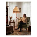 Dekovien Ekru Kadife Üzerine Vizon Fransız Dantel Kaplama Ahşap Ayaklı Lambader Vintage Model 170X45CM