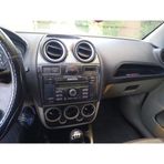 Demircioğlu Ford Fiesta 2006-2009 Arası 12 Parça Karbon Desen Torpido Kaplaması