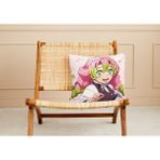 Demon Slayer Mitsuri Kanroji Desenli Kare Yastık Kılıfı - 43 x 43