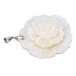 Deniz Kabuğu Kolye, 3 -Flower Concha de Concha (WHITE)