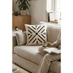 Destiva Home Renkli Geometrik Punch Nakışlı Dekoratif Kırlent Kılıfı 42x42 cm
