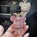 DIANKUZHAN El Yapımı Bling Yapay Elmas Ayı Araba Hava Spreyi Sevimli Süsler Araba Havalandırma Klipsleri Aksesuarlar Parfüm Klipsi Aromaterapi Difüzör Koku Pamuk Ped Araba İç Dekorasyon Kadın Kız (AB Pembe)