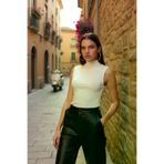 diletrend dltrndmsoIM-7306dymso Kadın Beyaz Kolsuz Balıkçı Yaka Basic Bluz