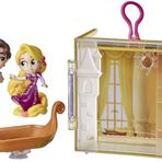 Disney Princess Mükemmel Çiftler Rapunzel, Eğlenceli Karışık Kutudan Çıkarma Oyuncağı, 2 Bebek, Vitrin ve Tekne Standı, 3 Yaş ve Üzeri Çocuklar için