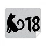 Dıythinker 2 Adet Süet Kumaş 2018 Sevimli Köpek Mutlu Yeni Yıl Telefon Ekran Temizleyici ve Gözlük Temizleme Bezi