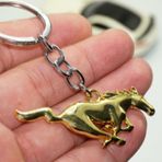 Dk Mustang Koşan At Logo Çift Yön Gold Metal Stil Anahtarlık