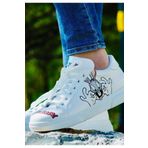 Dogo Kadın Vegan Deri Beyaz What's Up Doc? Bugs Bunny Tasarım Sneakers