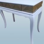 Dresuar Piramit Model 90521 Gold Beyaz Uyum Lükens Kayın Ayak El Yapım