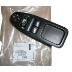 Dügme Cam Açma Expert Iıı / Jumpy Iıı / Scudo 07-14 07Sonrası (Çıftlı) Ayna Ayar Dügmelı Çerçevelı 1