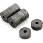 Dünya Magnet Mıknatıs 100 Adet 18 mm x D5 mm x 10 mm Delikli Kömür Seramik Halka Mıknatıs - Siyah