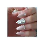 EDA LUXURY BEAUTY 24'lü Nude Ten Rengi Takma Tırnak Lüks 3d Kristal Taşlı Desenli Uzun Badem Stiletto Nail Art Set