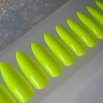 Eda Luxury Beauty Neon Yeşil Takma Tırnak Lüks Parlak Extra Uzun Sivri Uçlu Stiletto Nail Art Set