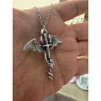 Ejderha ve Kılıç Desen Unisex Kolye – Metal Zincirli, Güç ve Cesaret Sembolü - Gümüş - 60 cm