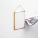 El Crea Designs 20x15cm Dikey Pirinç Gold Kapaklı Cam Duvar Askılı Fotoğraf Çerçevesi Yapımı Dekoratif