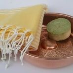 El dokuması Kök Boyalı Buldan Peştemal -%100 Organik Pamuk ve bambu 95x175 cm.Plaj ve Banyo Havlusu. Plaj, Banyo, Spa, Masaj ve Spor için (Dantel sarı)
