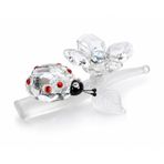 El Yapımı Kristal Uğur Böceği Biblosu, Cam Yaprak Üzerinde, 7x3 cm, Çiçek Formlu Kanatlar, Kırmızı Taş Detaylı