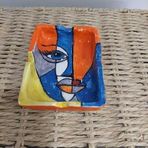 El Yapımı Seramik Dekoratif Kül Tablası, Modern Sanatsal Tasarım, Turuncu Mavi Sarı Renkli, 11x8 cm