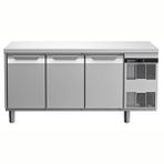 Electrolux Professional Ek3kdaaa Tezgah Tipi Derin Dondurucu, 3 Kapılı, -22°C/-15°C, Aısı 304 (R290), Soğutma Ünitesi Sağda ,710364