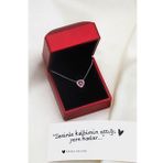 Elika Silver Kadın Işıklı Kutuda Pırlanta Montürlü Kalp Model 925 Ayar Gümüş Kırmızı Kolye