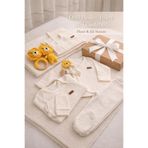 ellsia 7’li Hastane Çıkış Seti + Amigurumi Aslan Oyuncak + Ahşap & Örgü Çıngırak + El Örgüsü Emzik Askısı