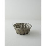English Home Patisserie Amelie Premium Döküm Yuvarlak Kek Kalıbı 24,5 cm Şampanya - Şampanya Rengi