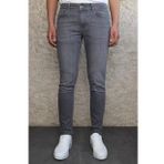 Erkek Gri Slim Fit Taşlamalı Kot Pantolon HLTHE001942