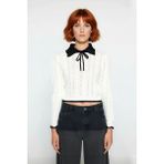 Ersefa Kadın Ekru Akrilik Ajurlu Triko Kazak Polo Yakalı Fiyonk Detaylı Crop Boy Modern Stil Kaliteli