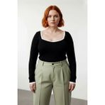 Ersefa Kadınlara Özel Siyah Kare Yaka Triko Bluz Fitted Kesim Uzun Kol Şık ve Rahat Kombinler Yaratın - 2XL