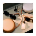 Esplendor Bang & Olufsen Beosound A1 3. Nesil Geniş Açılı Ses, Yüksek Bas, IP67 Su Geçirmez, 24 Saat Pil Ömrü, Dahili Mikrofonlu Taşınabilir Bluetooth Hoparlör – Bal Rengi - 01-Siyah