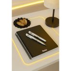 everart Kare Siyah Yapraklı A5 boyutunda Anı Defteri + 2 Adet Uni-ball Um-153 Signo Broad Beyaz 1.0 Mm Kalem