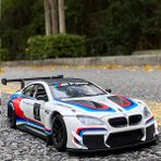 Fashionable And Romantic 1:24 Bmw M6 M4 M4 Bmw Csl Yarış Araba Ücretsiz Sürüşü Yüksek Işık Spor Yarış Araba Modeli Oyuncak Diecast Metal Alaşım Minyatür Çoğaltma (Yurt Dışından) - Renkli