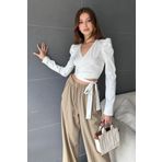 Fav Style Kadın Kruvaze Yaka Uzun Kollu Bağlama Detaylı Crop Bluz Beyaz