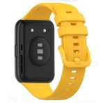FirstModel Huawei Watch Fit 2 Uyumlu Spor Silikon Kordon Hardal Sarı