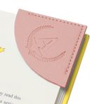 Fjdcslwx Kişiye Özel Deri Fan-Şekilli Yer İşareti Başlangıç, Sevimli 26 Harf Kadın ve Erkek, Öğretmen, Öğrenci, Kitap Severler Hediyeleri, Kitap Aksesuarları (Pembe,A) Okumak için Özel Köşe Kitap