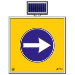 FM Trafik Solar Ledli 100X100 cm Sağdan Gidiniz Yol Bakım Levhası