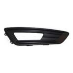 Ford Focus Ön Tampon Panjuru Sisli Desenli Sağ 2013- F1EB15A298AA