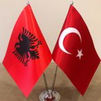 Fors Bayrak Arnavutluk - Türkiye Masa Bayrağı Krom Direkli İkili Bayrak