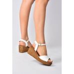 Fox Shoes K674192209 Beyaz Kadın Dolgu Topuklu Ayakkabı