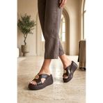 Fox Shoes Kadın Dolgu Tabanlı Terlik, 36, Y9739654, Kahverengi-Suni Deri
