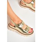 Fox Shoes S437302209 Altın Kalın Tabanlı Kadın Sandalet