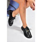 Fox Shoes V944085608 Siyah Hakiki Deri Rugan Bağcıklı Günlük Kadın Ayakkabı
