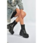 Fox Shoes V965305009 Siyah Dolgu Tabanlı Kadın Bot