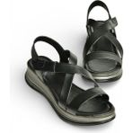 Fox Shoes Y555420203 Siyah Hakiki Deri Kadın Sandalet